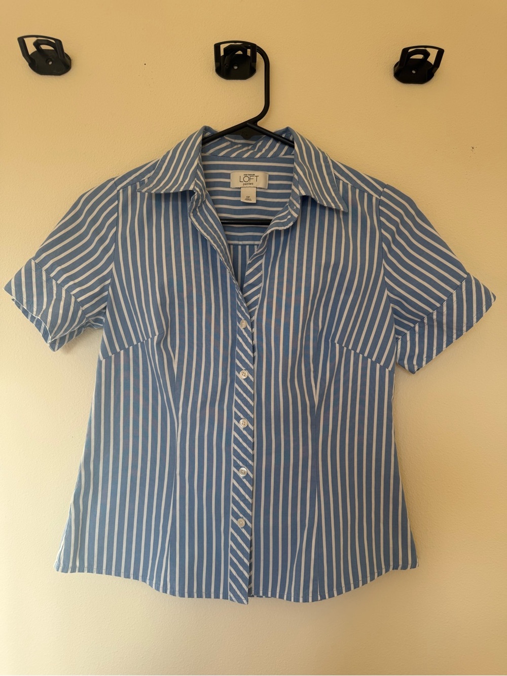 LOFT Blue and White Striped Short-Sleeve fitted Button-Down Shirt